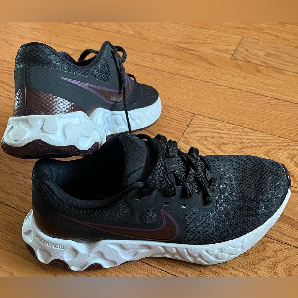 Women’s Nike Renew Ride 2 'Black Metallic Mahogany' Running Shoes